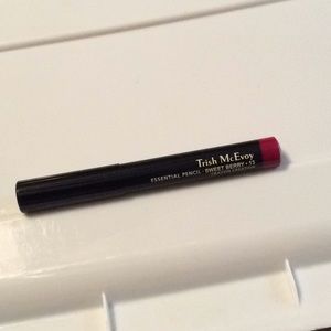 Trish mcevoy essential pencil sweet berry